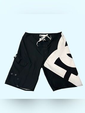 DC Shoes Surf Board Shorts Skater Size 32